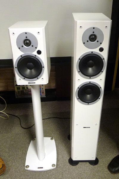 ASCII.jp：DYNAUDIO、初のハイエンド無線スピーカー「Xeo」を公開 (1/2)