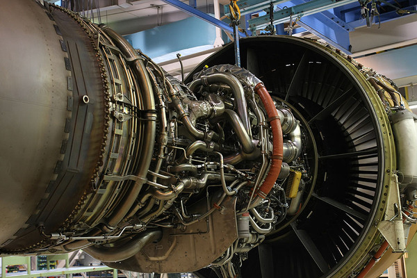 ASCII.jp：JALのジェットエンジン整備はミリ単位の繊細な作業だった