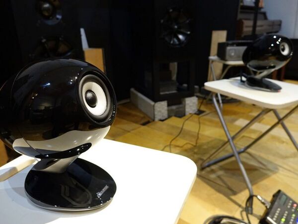 ASCII.jp：いかに正確な音を出すか—パワードスピーカー「ECLIPSE TD-M1