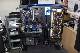 ASCII.jp：160度に熱して曲げる！ ハードチューブ水冷PC組立実演会開催