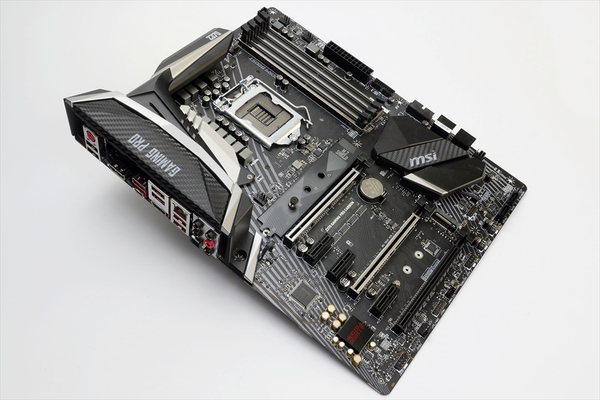 ASCII.jp：洗練された機能とデザインが魅力！ 進化が実感できる「Z370