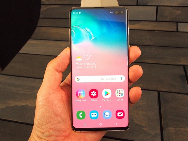 ASCII.jp：10周年で超進化! Galaxy S10は3眼のスーパーカメラフォンだ