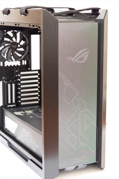 ASCII.jp：ROGファン待望の純正ハイエンドPCケース「ROG Strix Helios