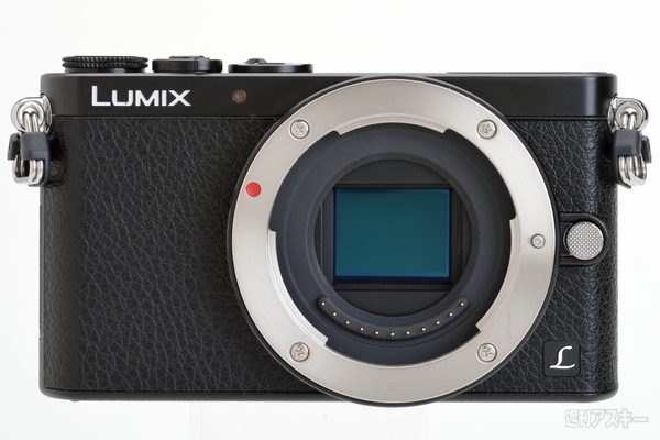 パナソニック、『LUMIX GM1』究極進化の極小ミラーレス一眼発表 - 週刊