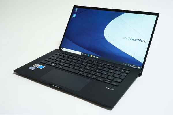 ASCII.jp：ExpertBook B9 実機レビュー = 駆動時間もキーボードも大