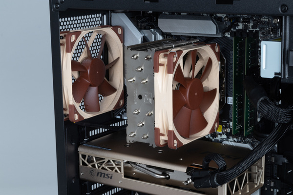 ASCII.jp：Ryzen 9 3900XT搭載でアイドル時はほぼ無音（!?）の「Silent