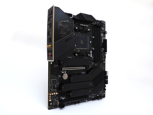 ASCII.jp：「大人向け!?」の漆黒マザーボード MSI「MEG B550 UNIFY」 (1/3)