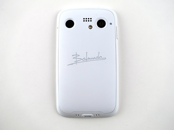 ASCII.jp：買ってわかったバルミューダの小型スマホ「BALMUDA Phone