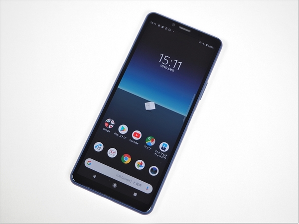 ASCII.jp：トリプルカメラへと進化したミドルレンジXperia「Xperia 10 II」