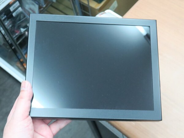 ASCII.jp：レトロPCやアーケード基板向きな15kHz／31kHz両対応の9.7型