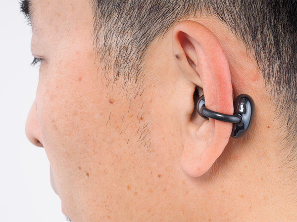 ASCII.jp：これまでにない形がスゴくて使いやすいオープン型イヤホン