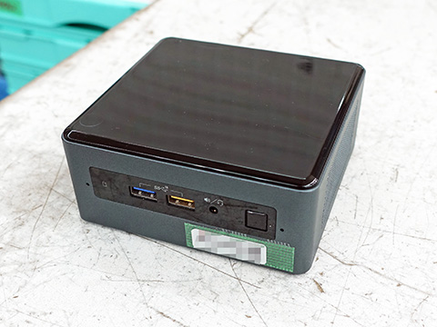 Core i7-8559Uや1TB SSD搭載のIntel NUCが39,800円、中古PCセール