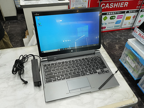 13.3インチ2in1「ARROWS Tab Q736」が11,800円！中古品が600台以上入荷