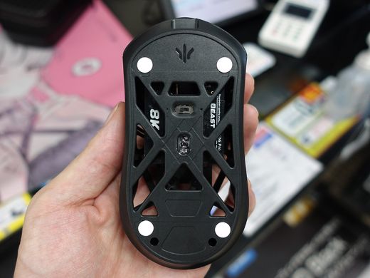 WLMOUSEの軽量ゲーミングマウス「Beast X Mini Pro/X Pro」に“サイド穴