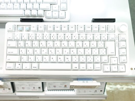 AIM1の75%ラピトリキーボード「瞬」に日本語配列モデル - AKIBA PC