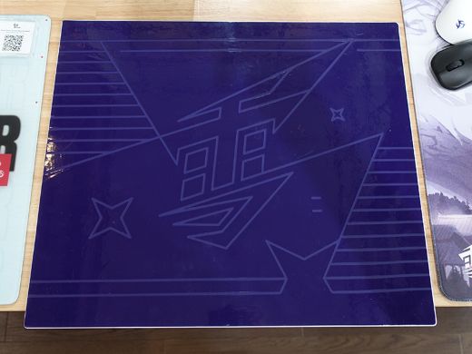 プロVALORANTプレイヤー“Demon1”×Yuki Aimコラボのガラスマウスパッド