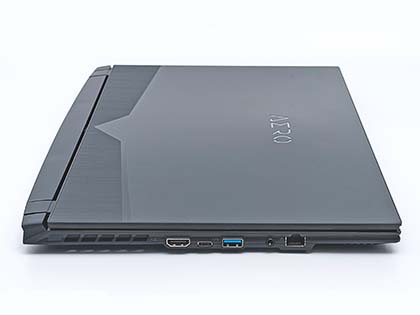 4K有機ELとGeForce RTX 2070の強烈ノート「GIGABYTE AERO 15 OLED」に