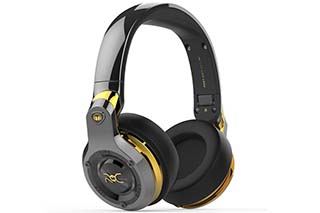 C・ロナウド監修のヘッドフォン「Roc Sport By Monster」。Bluetoothや