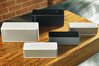 独自サラウンド機能搭載のBluetoothスピーカー「RIVA」。防水モデル