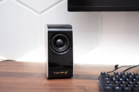 レビュー】机が狭くても大丈夫! クリプトン最強デスクトップオーディオ