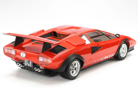 タミヤ、1/24スケールモデル「ランボルギーニ カウンタック LP500S