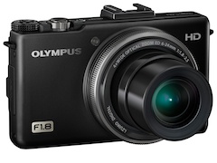 オリンパス、F1.8-2.5レンズ搭載の高級コンパクト「XZ-1」を国内発表