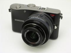 新製品レビュー：サムスンNX100 - デジカメ Watch Watch