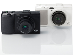 リコー、1万台限定の「GR DIGITAL IV ホワイトエディション