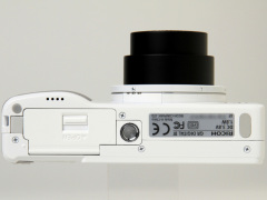 写真で見る写真で見るリコーGR DIGITAL IVホワイトエディション