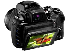 富士フイルム、マニュアル30倍ズームレンズ搭載の「FinePix HS30EXR