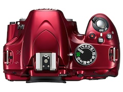 ニコン、オプションでスマホへの画像転送が可能になる「D3200