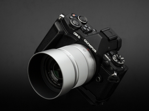 交換レンズレビュー：LUMIX G 25mm/F1.7 ASPH. - デジカメ Watch