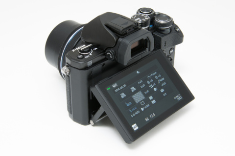 新製品レビュー：OLYMPUS OM-D E-M10 Mark II（外観・機能編
