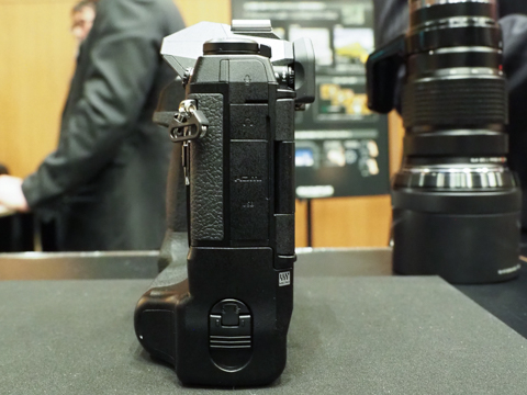 OLYMPUS OM-D E-M1X」発表会レポート - デジカメ Watch