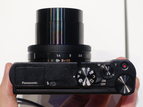 パナソニック、1型ポケットカメラ「LUMIX LX9」などを実機展示