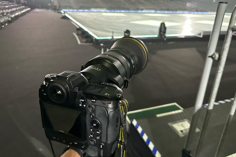 特別企画：135mm単焦点レンズで捉える夢幻的なアイスショーの世界