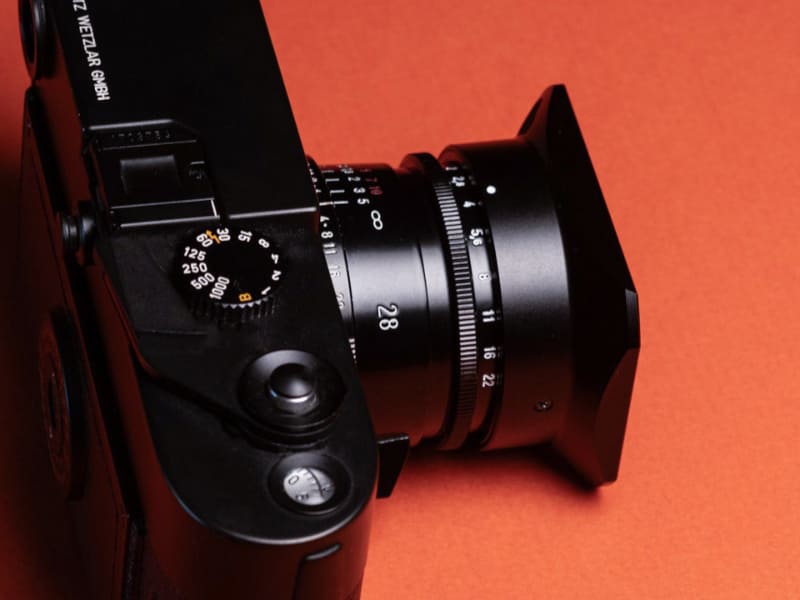 フォクトレンダー「ULTRON Vintage Line 28mm F2 VM」Type II専用の角