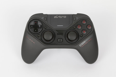 特集】ASTROのハイエンドゲームコントローラー「ASTRO C40 TR」は運び