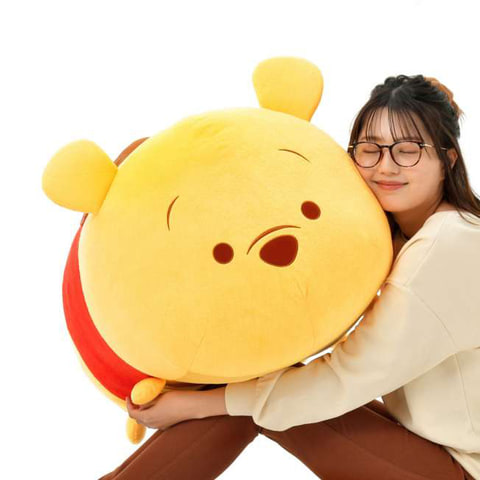 ミニサイズのツムツムの約900倍！ 「ディズニーツムツム」よりメガ