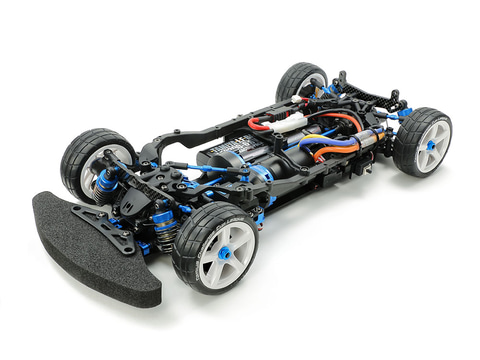 ベルトドライブ4WDのツーリングRCカーシャーシ登場？ タミヤが謎に包
