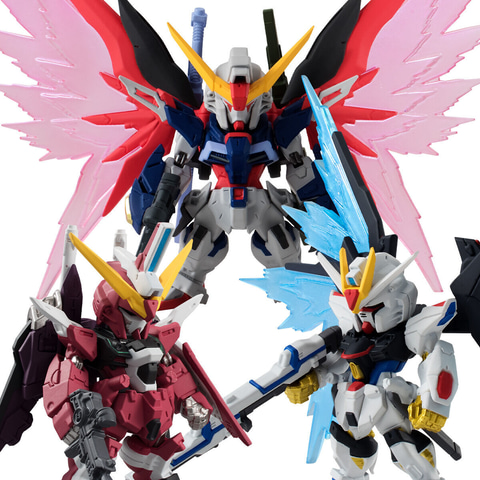 機動戦士ガンダムSEED DESTINY」の主役ガンダム3機をセットにした「FW