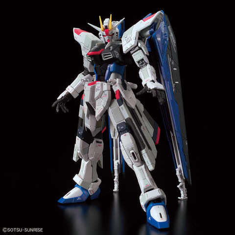 ガンダムベース限定ガンプラ「RG ZGMF-X10A フリーダムガンダム Ver