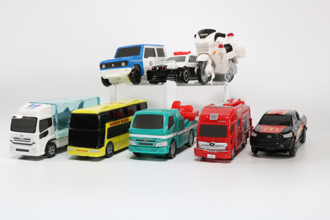 特別企画】マクドナルドの4月ハッピーセット「トミカ」フォトレビュー