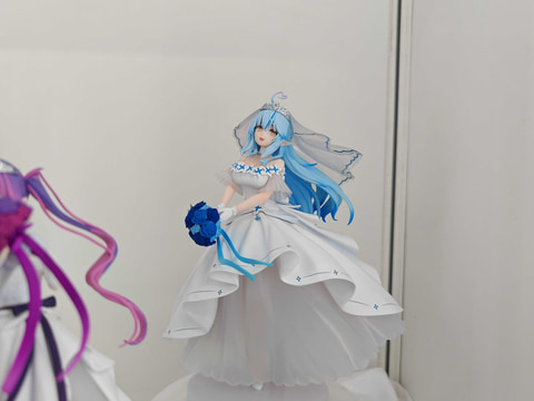 一番くじ ホロライブ ～Wedding Dress Style～」のフィギュアが