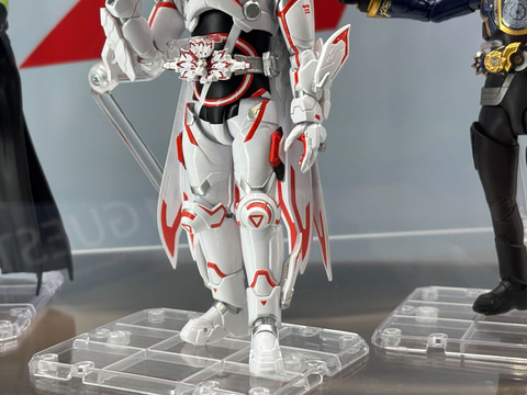 仮面ライダーギーツ」より可動フィギュア「S.H.Figuarts 仮面