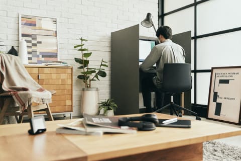 自宅用ブース型書斎「Think Lab HOME」。常設型と折りたたみ式