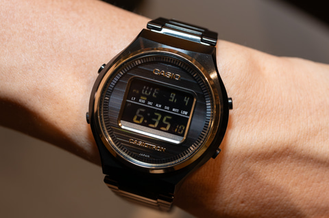 カシオ、50周年第2弾 6ブランドから特別なブラック・ゴールド