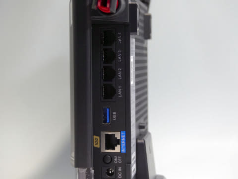 バッファロー「WXR9300BE6P」、過剰さを抑え、Wi-Fi 7なのにコンパクト