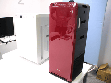 高性能モデルもスタイリッシュに。ダイキンが空気清浄機のデザインに