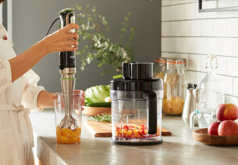 ブラウン史上最もパワフルなブレンダー。さいの目切りができる新ツール